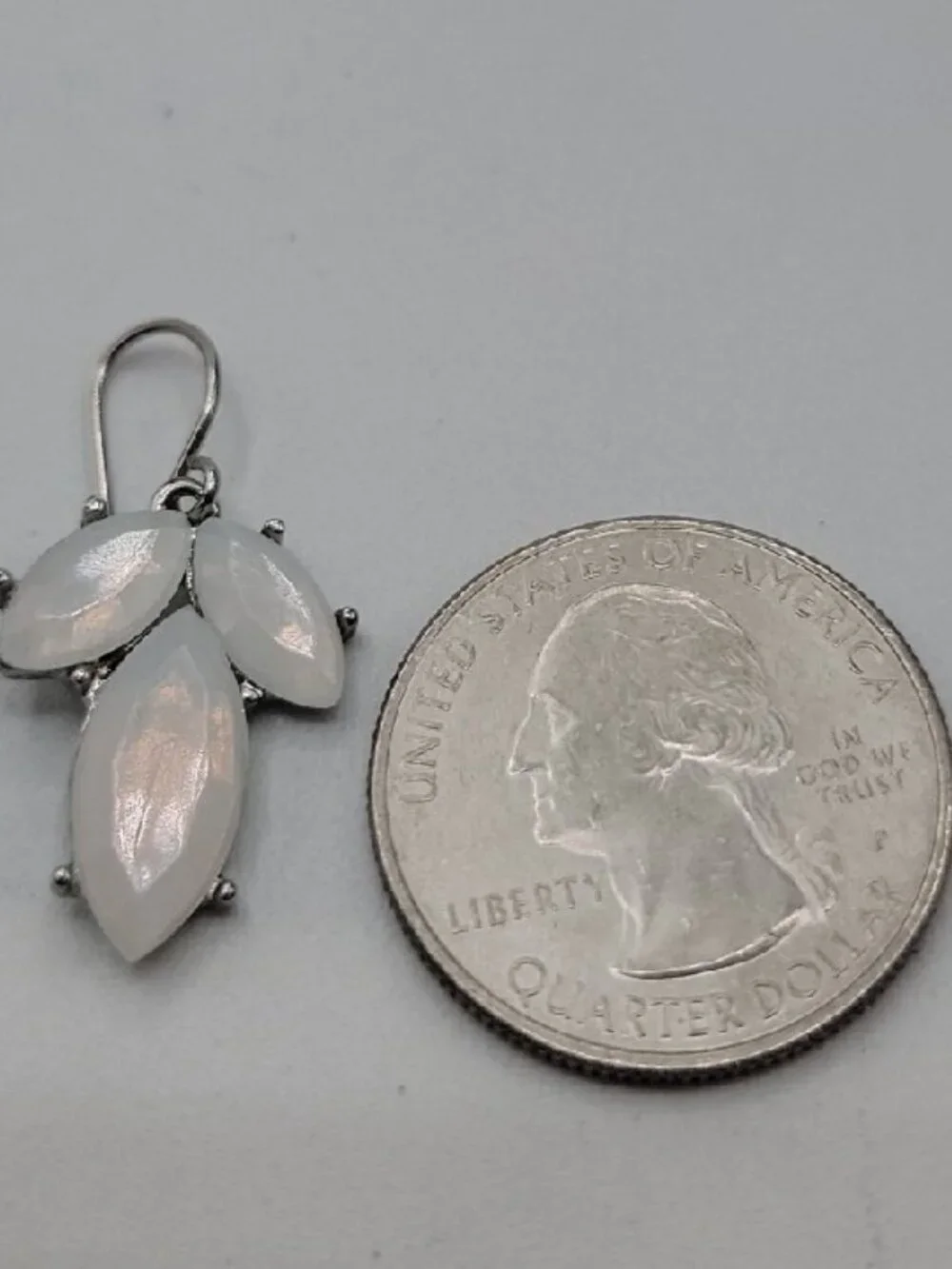 Charming Charlie White Opal Glass Statement Bib Necklace Earring Set Silvertone
